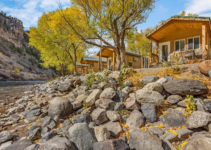 Glenwood Canyon Resort